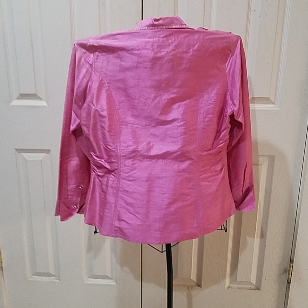 Beautiful silk jacket - Picture 2 of 5